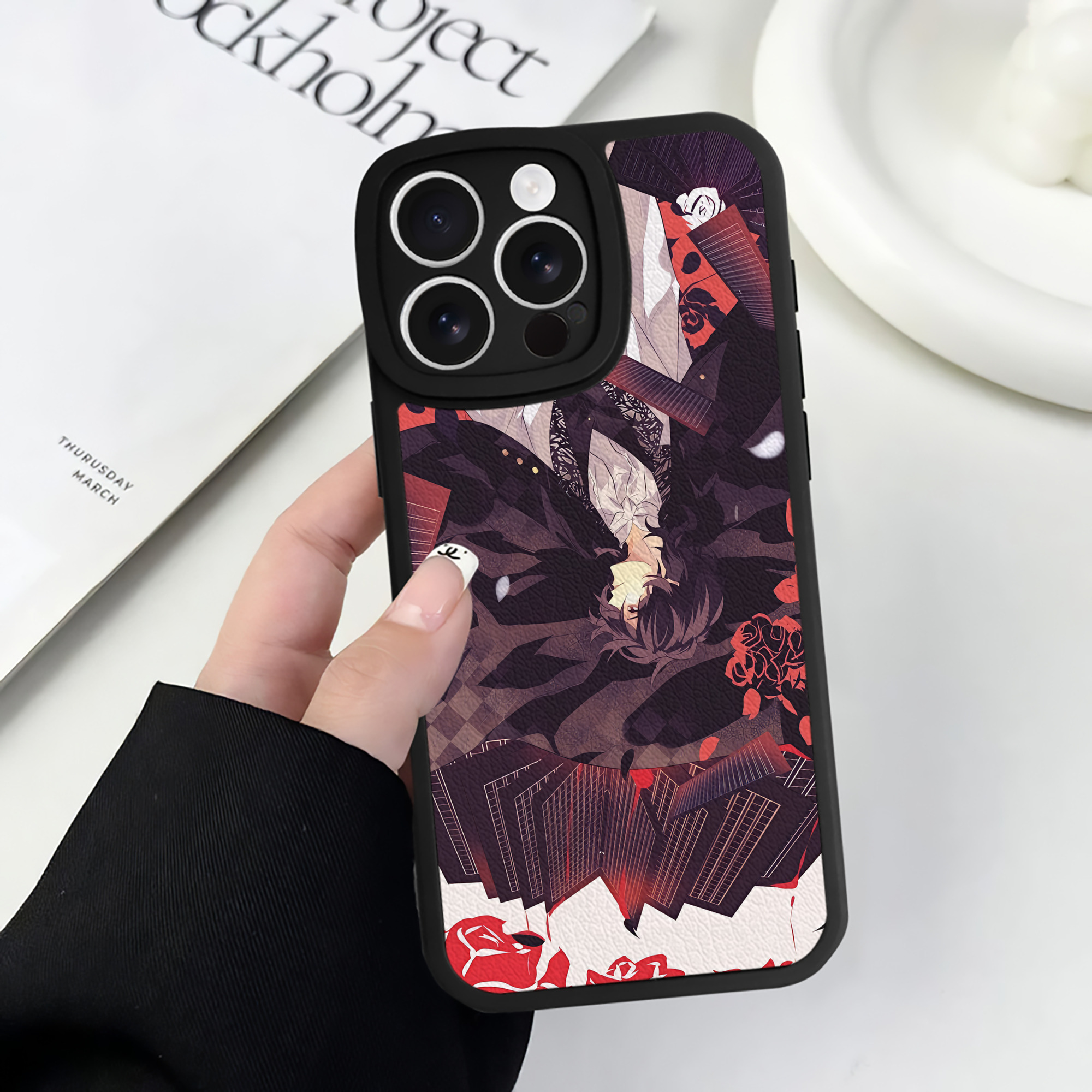 （画像用） 文豪ストレイドッグス Bungo Stray Dogs 【iPhone 16シリーズ対応】シリコンスマホケース（レザー調） 材質：シリコン